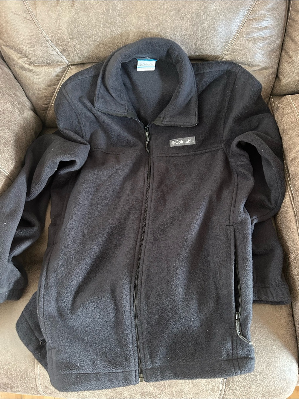 Columbia Men’s Black Lightweight Full-Zip Fleece Jacket